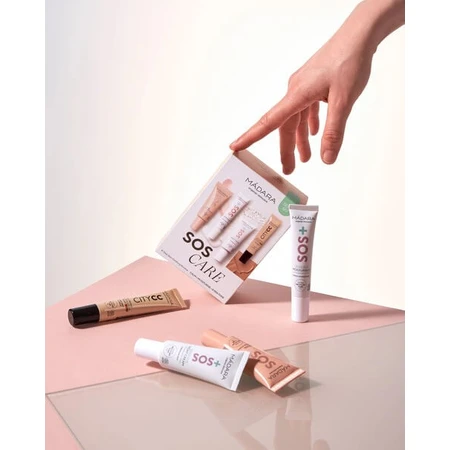 Madara SOS Care 4-Step Skin Routine, set de cosméticos calmantes, tono Light, 1 ud.