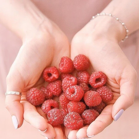 Sundose Everyday For Skin Anti-Aging Hyaluronic Acid and Vitamin C, powder sachets, raspberry and lemon flavor, 30 pcs.