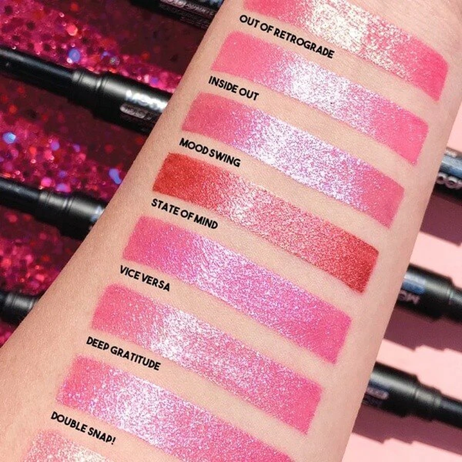J.Cat Beauty Mood Flick Holo-Sparkle Lip Balm 104, Lippenbalsam mit holographischem Glanzeffekt, 2 g