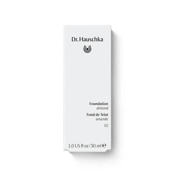Dr. Hauschka Natural Foundation 02 Almond Medium Coverage 30ml