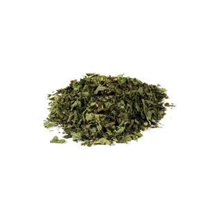  Melissa officinalis in Kräutertee, geschnitten aus Kraut und Blättern