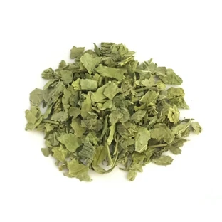Malvenblätter in 100 g Kräutertee geschnitten