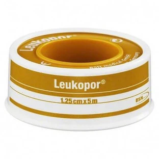 Leukopor Hypoallergenes Klebepflaster. Unterlage: Weißer Vliesstoff aus Polyester und Viskose Polyacryl-Klebstoff ohne Harze und natürliche Gummen. 1.25x500cm Gegenseitig
