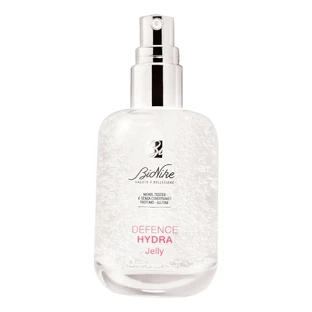 L'eau hydratante de la gelée Hydra Defence