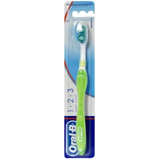 Oral-B Zahnbürste Shiny Clean 40 Medium