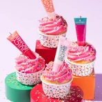 Essence Birthday bomb shiny lipgloss - Lipgloss Nr. 01 Kuchen mein Tag
