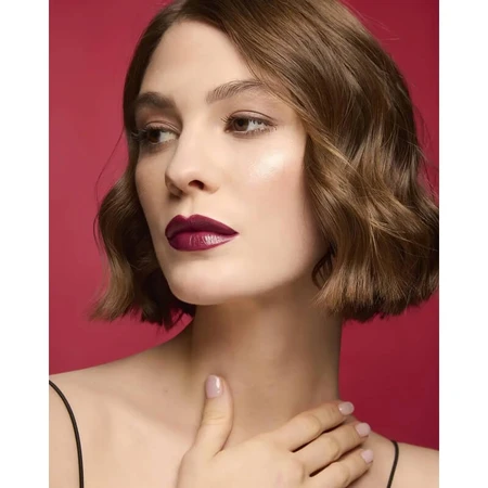 Deborah Milano rood - briljant lippenstift nr. 08 hibiscus verlangen