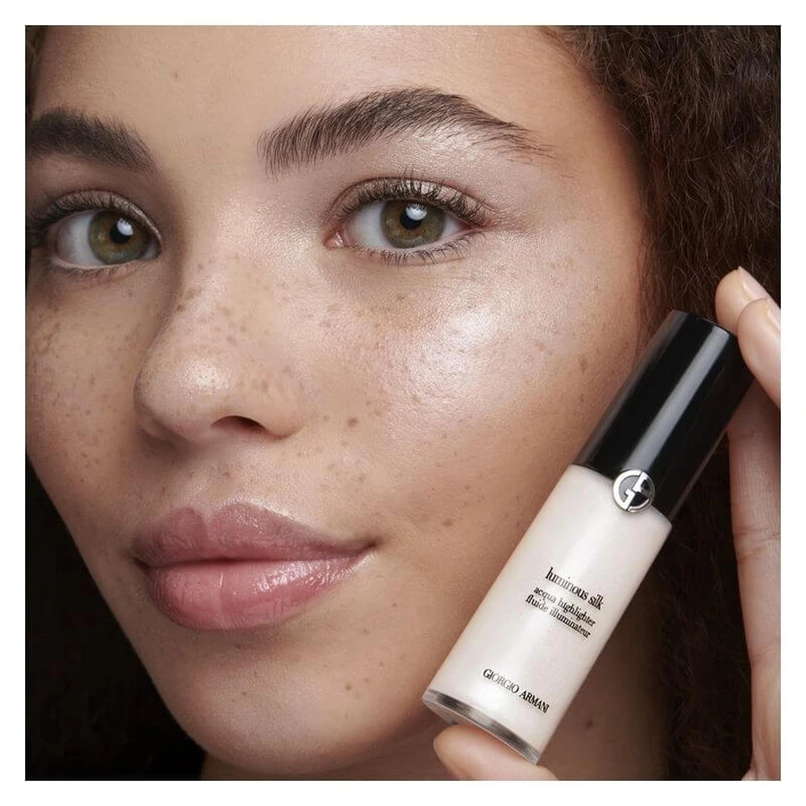 Giorgio armani Luminous silk aqua highlighter - iluminador líquido nº 01 halo