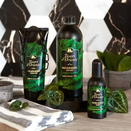 Treasures of the East Sandalwood and vetiver - aromatic bath cream 500 ml