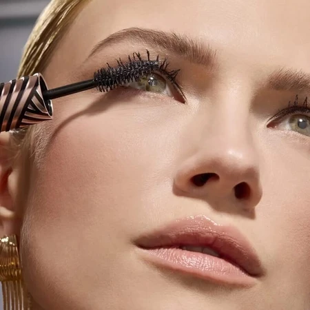 Deborah Like a pro lash lamination - mascara volume &amp; lamination black