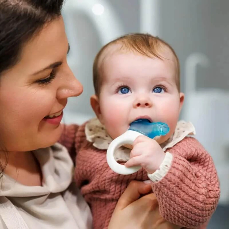 Mam Mini-Kühl-Beißring mit Clip – Hellblau