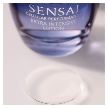 Kanebo Sensai Cellular Performance Extra Intensive - Revitaliserende anti-aging vochtinbrengende lotion 125 ml