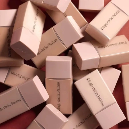 Diego dalla Palma Nudissimo Glow – fond de ten cu strălucire naturală – nr. 259w