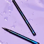 Delineador de ojos a prueba de agua en formato de rotulador de Essence