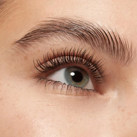Essence All Eyes on Me - Waterproof zwarte mascara