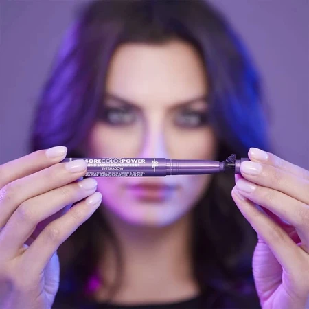 Deborah 24-Hour Color Power Eyeshadow - Oogschaduwstift nr. 05 Bruin