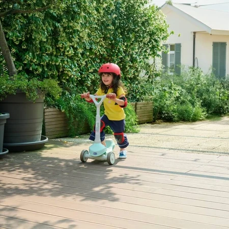 Chicco 2-in-1 Convertible Scooter - Ride-On and Scooter for Ages 1–4