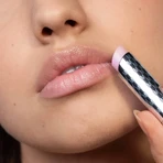 Mesauda Hydramorphosis - Bálsamo labial con color y efecto voluminizador n.º 101 Skillful