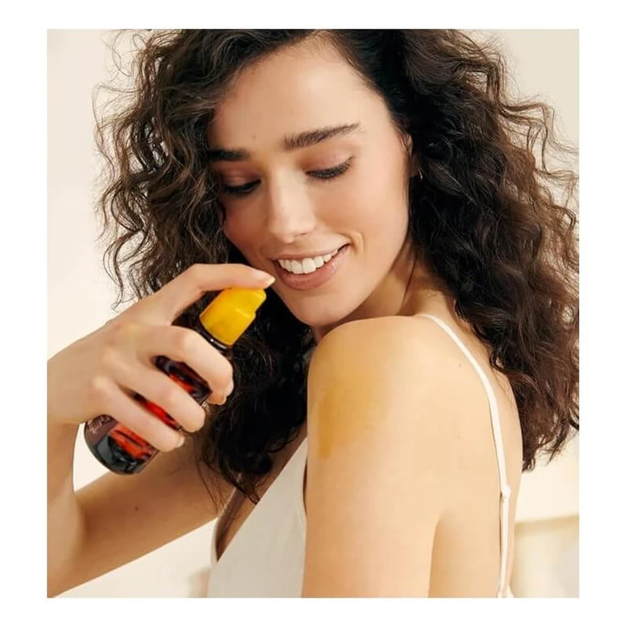 Nivea Sun Carotene Bronze Oil Spray Sunscreen, SPF 6, Low Protection, 200 ml