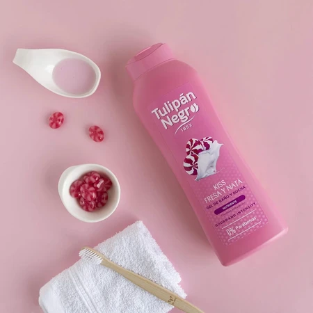 Tulipan Negro Gourmand Intensity Fraise &amp; Crème - Gel de bain hydratant 650 ml