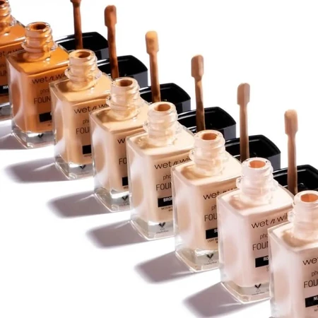 Fond de teint Wet n Wild Photo Focus Dewy - Fond de teint - N° 520 Nude Ivory