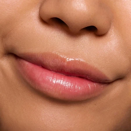 Essence Juicy Bomb Glossy Butter - Shiny Lip Balm No. 06 Wake Me Up Before You Coco
