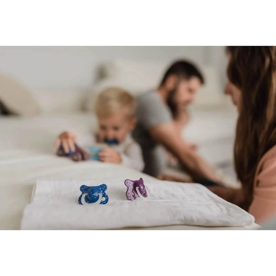 Suavinex Night &amp; Day Whale - 2 siliconenfopspenen voor baby’s van 4 tot 18 maanden
