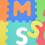 Moni Trade Alfabet - Vloerpuzzel met 26 letters