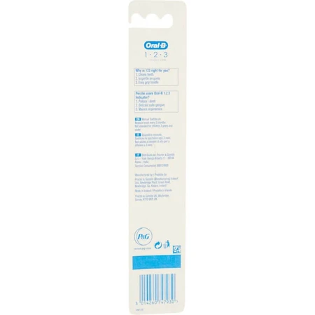 Oral-B Classic Care - Manual Toothbrush with Medium Bristles