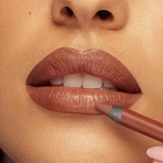 Mesauda Rebelips – Wasserfester Lippenkonturenstift aus Kunststoff Nr. 102 Hazelnut