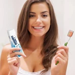 Pasta del Capitano Complete - Toothbrush with medium bristles in assorted colors