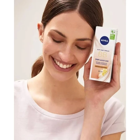 Nivea 5-in-1 - Super Moisturizing BB Cream SPF 15, 50 ml - Gold