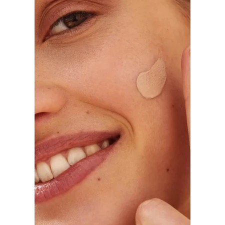Nivea 5-in-1 - Super Moisturizing BB Cream SPF 15, 50 ml - Gold