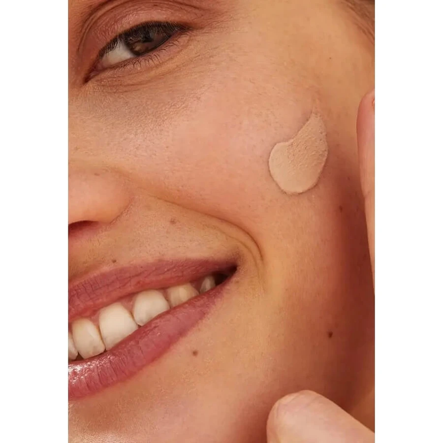 Nivea 5-in-1 - Super Moisturizing BB Cream SPF 15, 50 ml - Gold