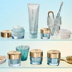 Estée Lauder Daywear Glow Boost Jelly Cleanser – reinigender und hautaufhellender schäumender Gesichtsreiniger, 125 ml