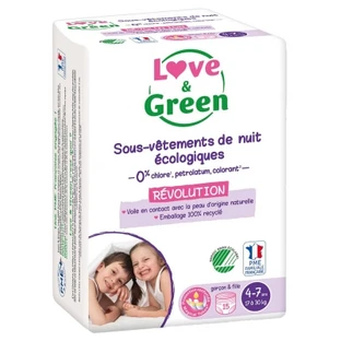 Ropa de dormir ecológica «Love & Green» para niños de 4 a 7 años (17–30 kg), 15 piezas