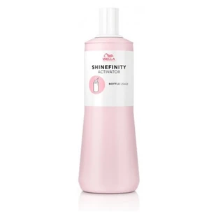 Wella 2% ontwikkelaar, 1 l-flacon met applicator, Shinefinity