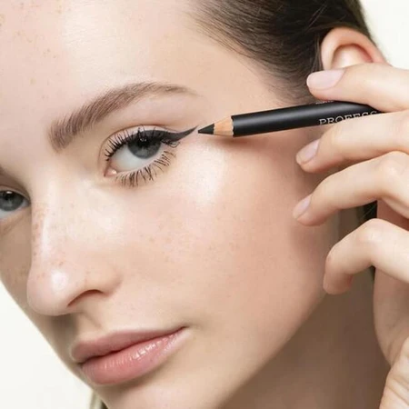KORRES DELINEADOR DE OJOS KOHL CON MINERALES VOLCÁNICOS NEGROS N.º 01 1,14 g