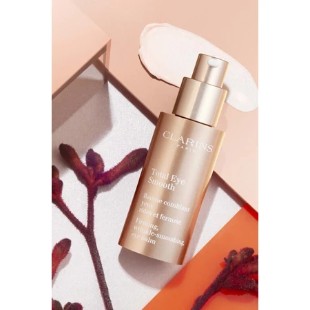 CLARINS TOTAL EYE SMOOTH: BÁLSAMO RELLENADOR DE ARRUGAS Y REAFIRMANTE, 15 ML
