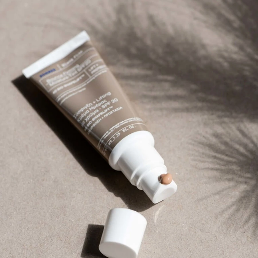 KORRES PIN NOIR CRÈME TEINTÉE SPF20 40ML
