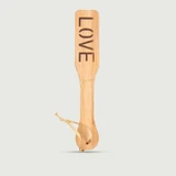 Bambus-Paddel aus der „Wooden Love“-Serie mit „LOVE“-Gravur
