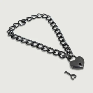 Chain With Heart-Shaped Lock & Key - Black