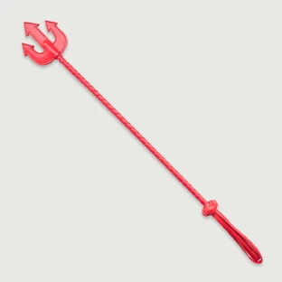 Devil's Trident leren rijzweep, 67 cm - Rood