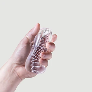 Rize Squeezy – gerippter, ergonomischer Masturbator für Männer – transparent