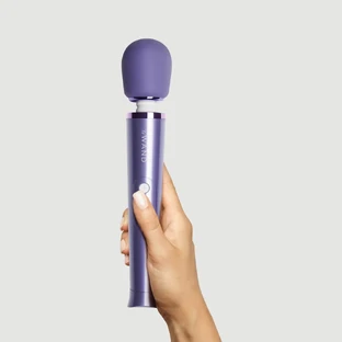 Masajeador vibrador recargable Le Wand Premium Petite - Morado