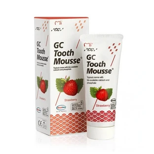 Crema tópica al agua con sabor a fresa Mousse dentífrica, 40 g, GC